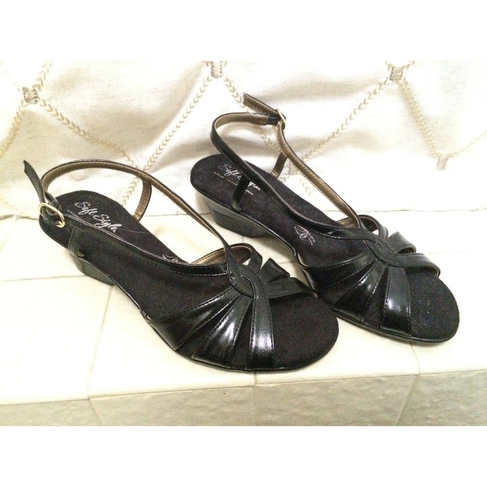 SOFT STYLE Black Slingback Kitten Heel Size 7